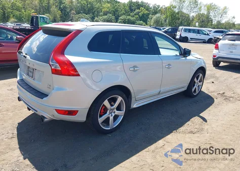 2013 Volvo Xc60 T6/T6 Platinum/T6 Premier Plus/T6 R-Design/T6 R-Design Platinum/T6 R-Design Premier Plus из США, поврежденный, VIN YV4902DZXD2417709